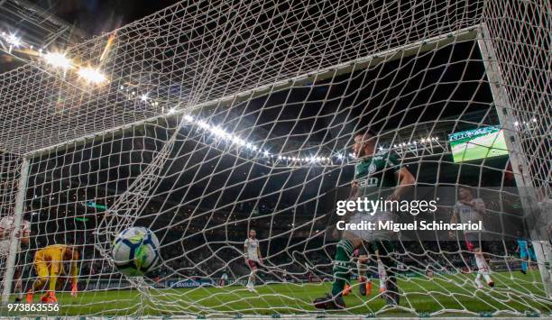 Willian of Palmeiras scoring a goal during a match between Palmeiras and Flamengo for the Brasileirao Series A 2018 at Allianz Parque Stadium on June...