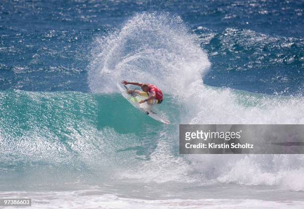 Mick Fanning of Australia surfs to victory during round 3 of the Quiksilver Pro 2010 as part of the ASP World Tour at Snapper Rocks on March 3, 2010...