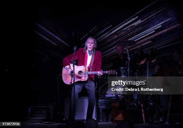 Gordon Lightfoot performs at Sony Hall during the Blue Note Jazz Festival on June 13, 2018 in New York City.