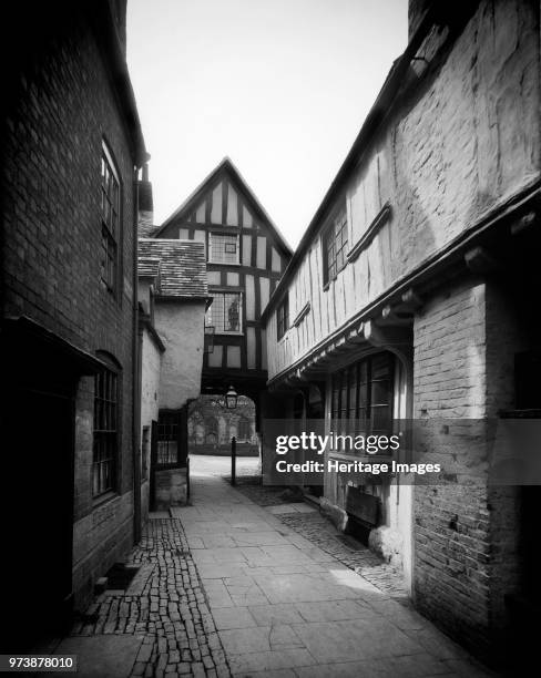 Abbot Reginald's Gate, Evesham, Worcestershire, circa 1860-circa 1922. The Norman gateway, which links the town and the abbey cemetery, with the...