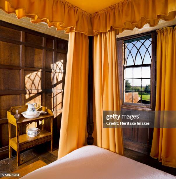 Four poster bed in the Squire's Room, Boscobel House, Shropshire, circa 1980-circa 2017. The half-timbered 17th century Boscobel House is famous as...