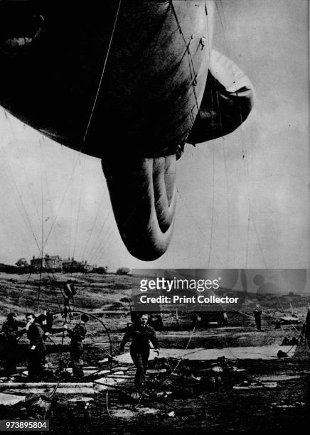 Barrage Balloons Photos and Premium High Res Pictures - Getty Images