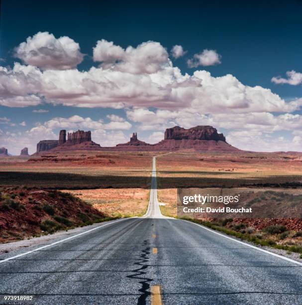 mile marker 13 - mile marker stock pictures, royalty-free photos & images