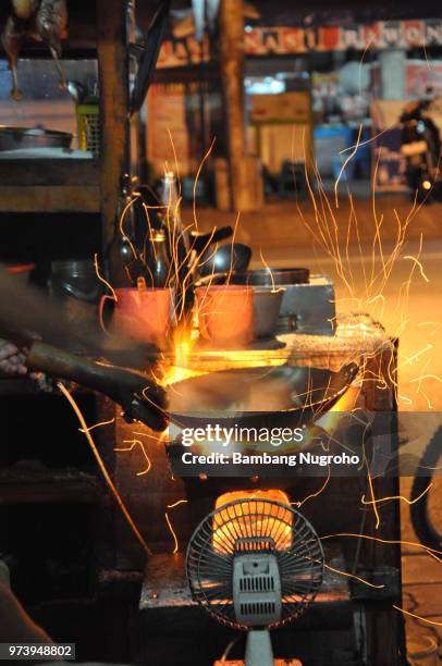 midnight dinner - burnt dinner stock pictures, royalty-free photos & images