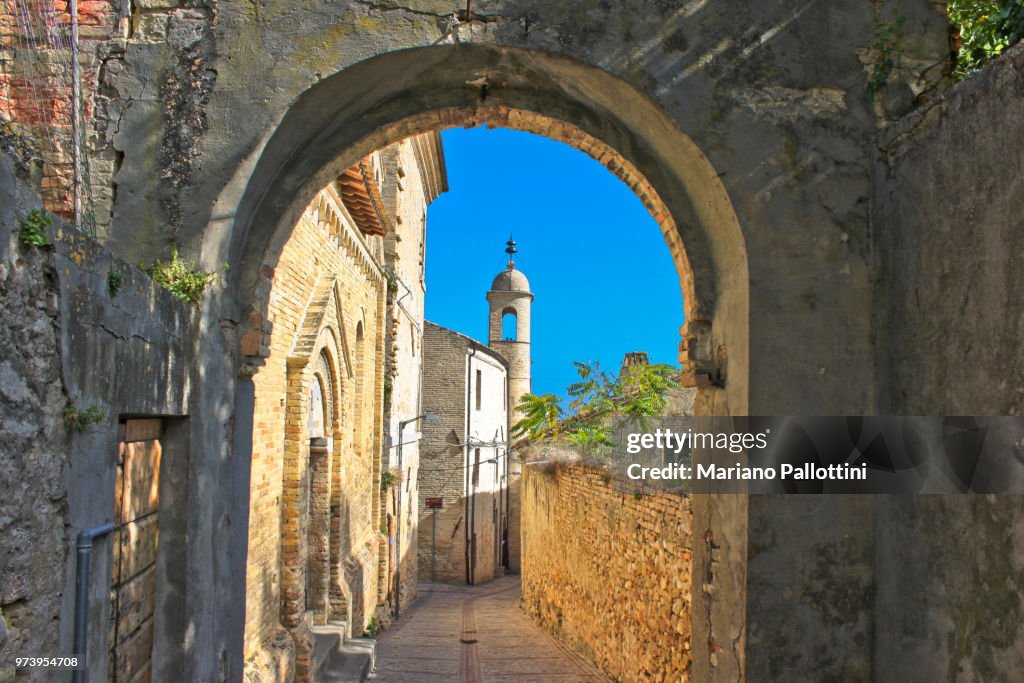 Narrow alley in old town, Cupra Marittima, Marche, Ascoli Piceno, Italy
