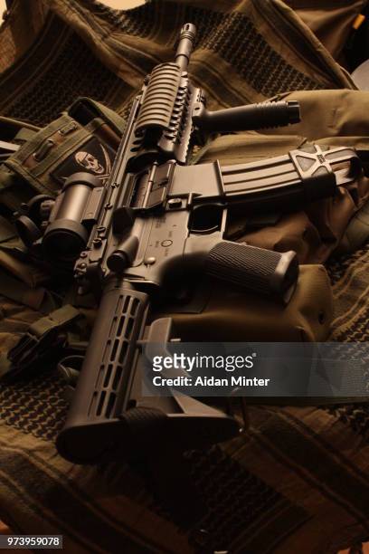 m4 assault rifle, essex, england, uk - carabina fotografías e imágenes de stock
