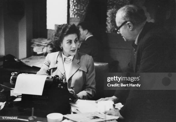 Mary Rae Mary Rae Photos and Premium High Res Pictures - Getty Images