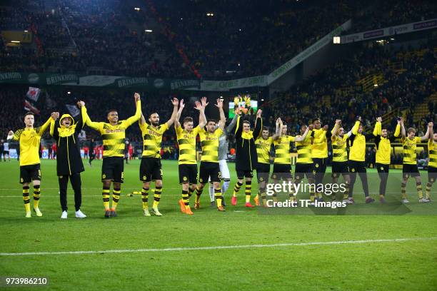 Marco Reus of Dortmund, Mahmoud Dahoud of Dortmund, Manuel Akanji of Dortmund, Oemer Toprak of Dortmund, Lukasz Piszczek of Dortmund, Sokratis...