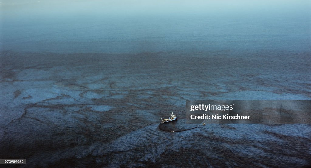 Industrial ship in oil spill on sea, Gulf of Mexico, Mississippi, USA