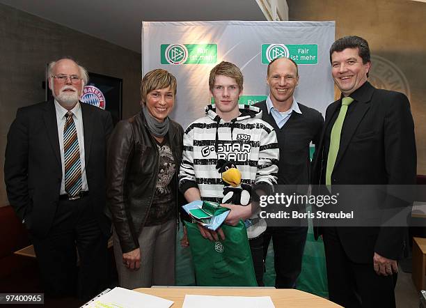 Gunter A. Pilz , member of the �Fair Play� commission, Sandra Minnert, ambassador of Womens World Cup 2011 , Herbert Fandel , former referee and...