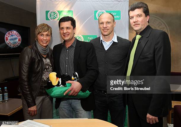 Sandra Minnert, ambassador of Womens World Cup 2011 , Herbert Fandel , former referee and patron of 'Fair ist mehr' and Hans Pfluegler , former FC...