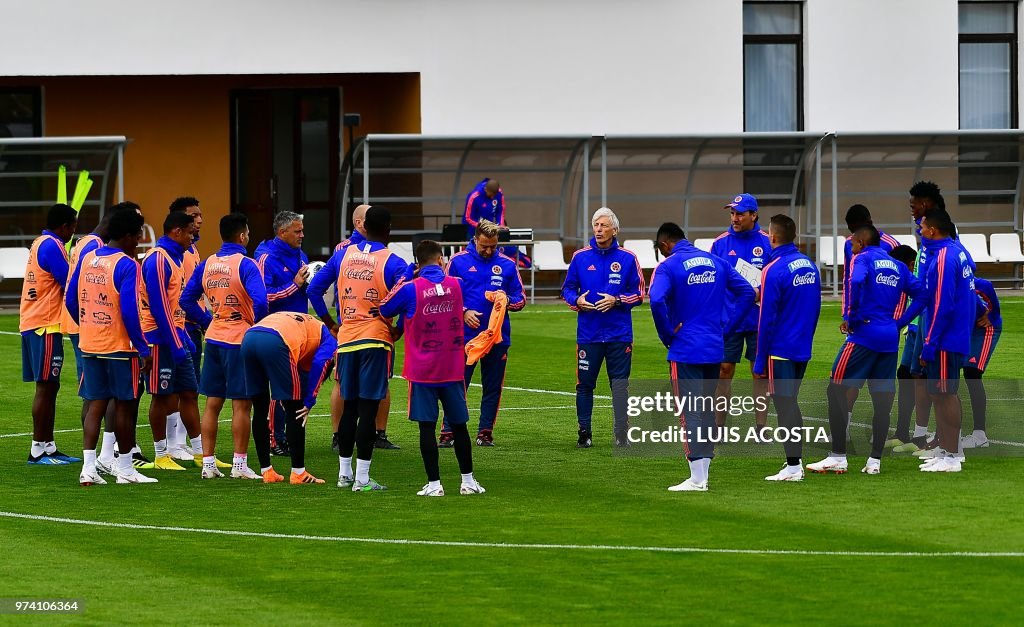 FBL-WC-2018-COL-TRAINING