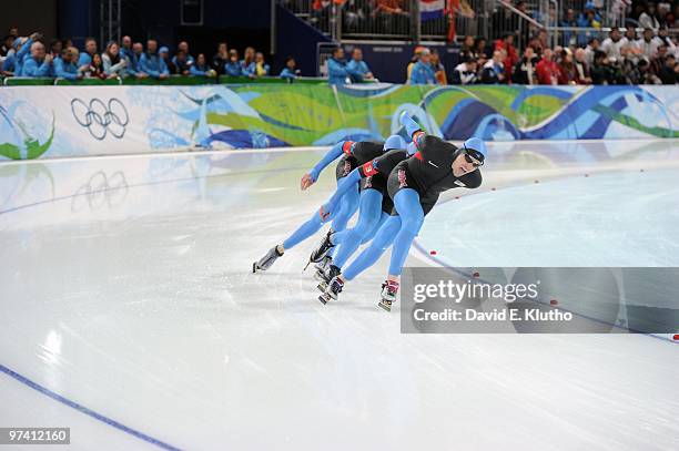 Winter Olympic: USA Brian Hansen, Chad Hedrick and Jonathan Kuck in action during Men's Team Pursuit Final at Richmond Olympic Oval. Richmond, Canada...