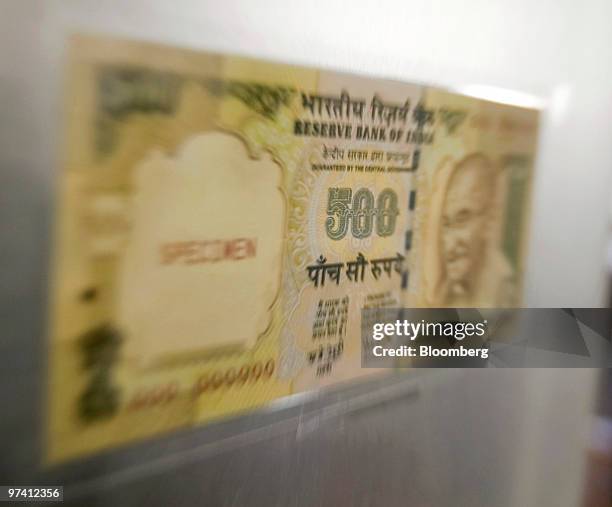 Indian Rube Note 1.117 Indian Rupee Note Stock Photos, High-Res Pictures, and Images ...