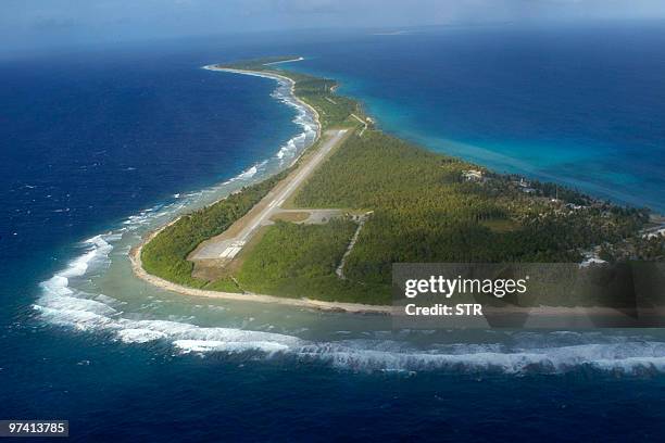 Marshalls-US-nuclear-health by Giff Johnson This undated aerial photo received on March 4, 2010 shows Rongelap Island, one of more than 60 in a...