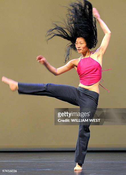 Sun Zhu Zhen, a dancer with the Jin Xing Dance Theatre, performs in a preview of 'Shanghai Beauty' in Melbourne on March 4, 2010. "Shanghai Beauty",...
