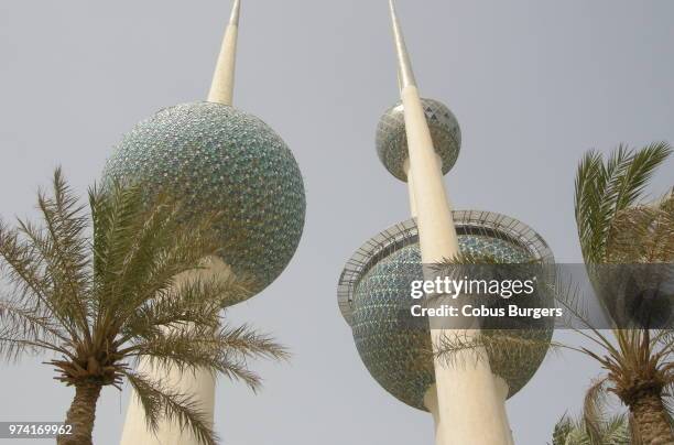 kuwait water towers - kuwait towers stock pictures, royalty-free photos & images