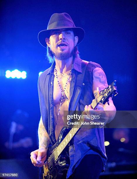 Musician Dave Navarro of Camp Freddy performs onstage during Global Green USA's 7th Annual Pre-Oscar Party at Avalon on March 3, 2010 in Hollywood,...