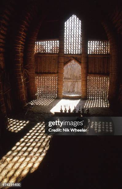 Tudor Rushes And Reeds Latticework Doors Photos and Premium High Res Pictures - Getty Images