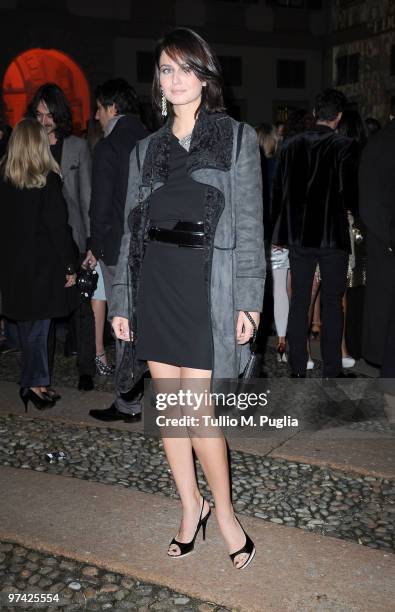 Actress Anna Safroncik attends Vogue.it during Milan Fashion Week Womenswear Autumn/Winter 2010 on February 26, 2010 in Milan, Italy.