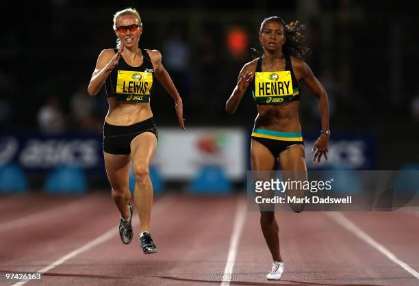 Tamsyn Lewis of VIC battles out the finish of the Womens 400 Metres with the winner Jody Henry of the WAIS during the IAAF Melbourne Track Classic at...