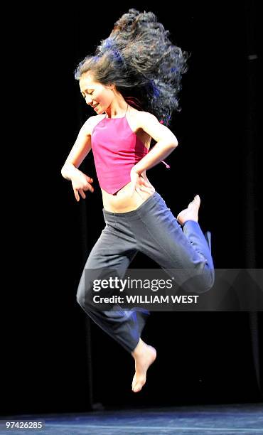 Sun Zhu Zhen, a dancer with the Jin Xing Dance Theatre, performs in a preview of 'Shanghai Beauty' in Melbourne on March 4, 2010. "Shanghai Beauty",...