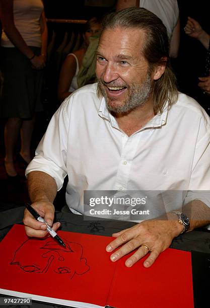 379 Jeff Bridges 2004 Stock Photos, High-Res Pictures, And Images