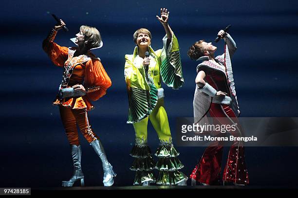 The cast of "Mamma Mia" musical perform on stage at Smeraldo's Theatre on February 28, 2009 in Milan, Italy.