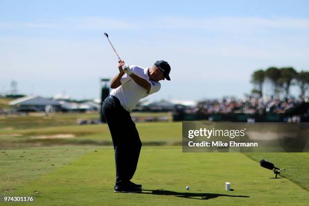 Matt Kuchar of the United States plays his shot from the seventh tee during the first round of the 2018 U.S. Open at Shinnecock Hills Golf Club on...