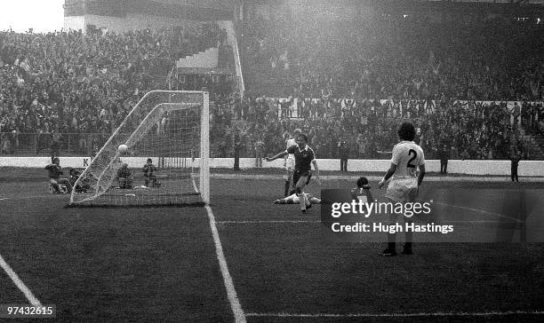 Chelsea players celebrate as Sam Allardyce of Bolton Wanderers has just scored Chelsea's last minute winner with an own goal during the Football...