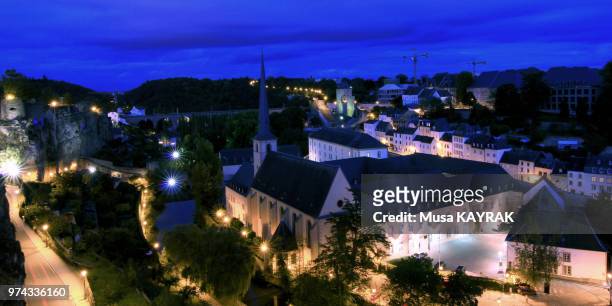 night in the grund valley - grund stock pictures, royalty-free photos & images