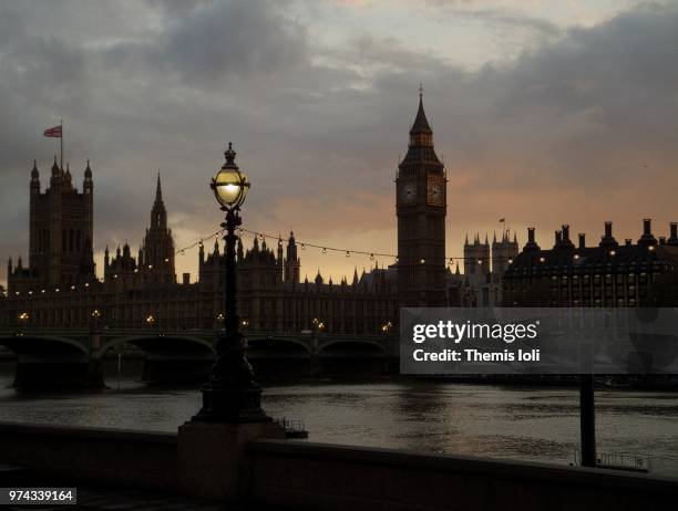 westminster, spring sunset - themis stock pictures, royalty-free photos & images