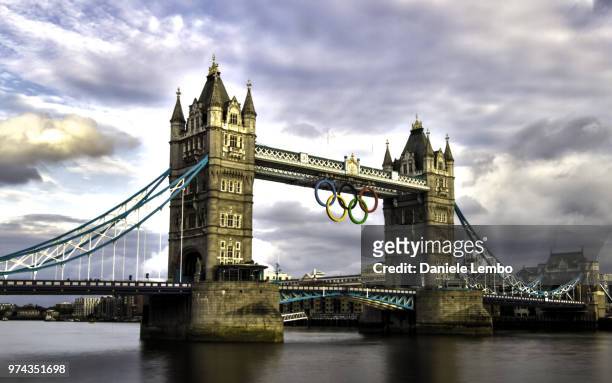 tower bridge - bascule bridge stock pictures, royalty-free photos & images