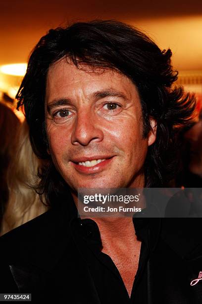 Laurence Llewelyn-Bowen arrives at the TV Quick & TV Choice Awards Held at the Dorchester Hotel on September 8, 2008 in London, England.