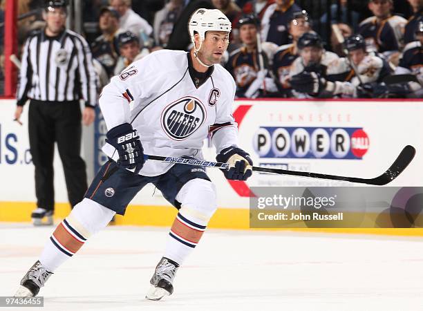 Ethan Moreau of the Edmonton Oilers skates against the Nashville Predators on March 2, 2010 at the Bridgestone Arena in Nashville, Tennessee.