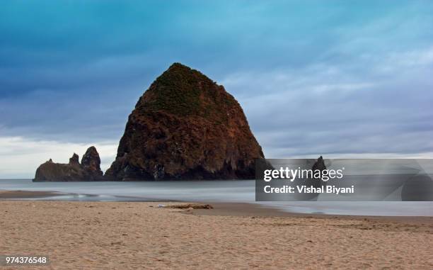 Haystack Newfoundland 203 Haystack Island Stock Photos, High-Res Pictures, and Images - Getty ...