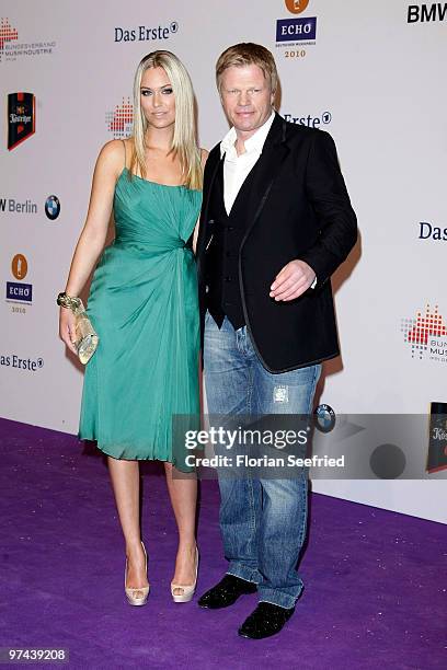 Former FC Bayern goalkeeper Oliver Kahn and model Svenja arrive at the Echo Award 2010 at Messe Berlin on March 4, 2010 in Berlin, Germany.