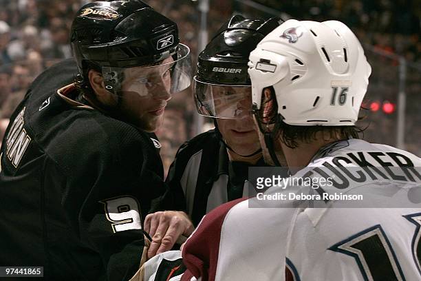 Bobby Ryan of the Anaheim Ducks gets in the face of Darcy Tucker of the Colorado Avalanche during the game on March 3, 2010 at Honda Center in...