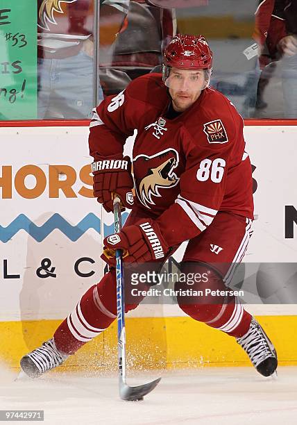 Wojtek Wolski of the Phoenix Coyotes warms up before the NHL game against the Colorado Avalanche at Jobing.com Arena on March 4, 2010 in Glendale,...