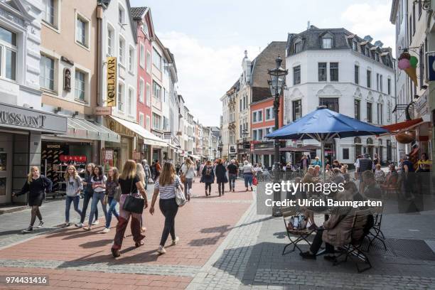 Bonn at the Rhine river, the former federal capital and since the move of the federal government to Berlin, federal city. Street scene in Bonn city...