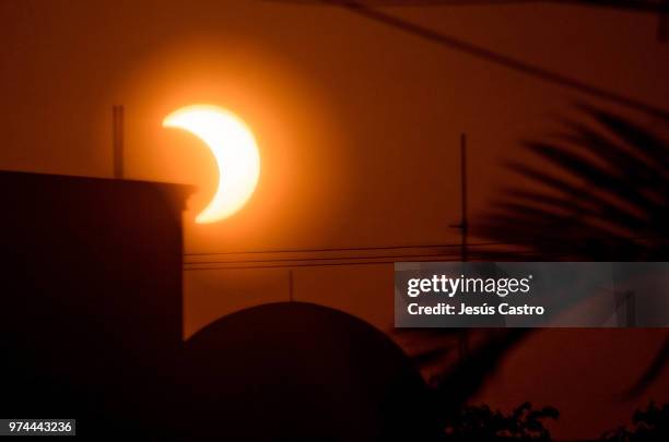 annular eclipse, pacman edition! - annular eclipse stock pictures, royalty-free photos & images