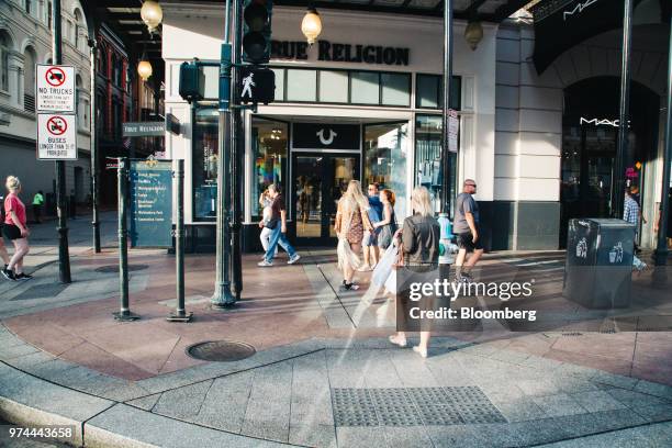 4 708 True Religion Stock Photos High Res Pictures And Images Getty 4-708-true-religion-stock-photos-high-res-pictures-and-images-getty