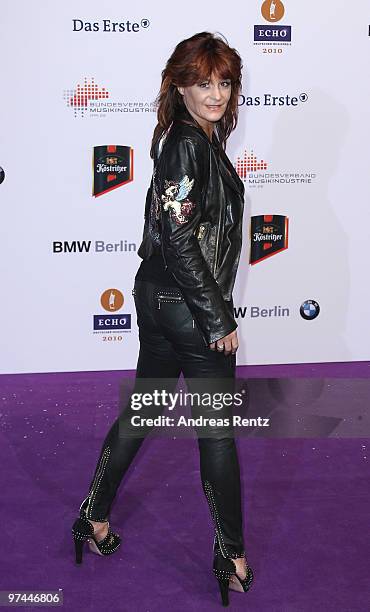 Andrea Berg arrives at the Echo award 2010 at the Messe Berlin on March 4, 2010 in Berlin, Germany.