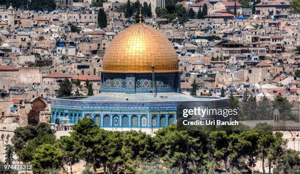 islamic temple exterior, dome of the rock, temple mount, jerusalem, israel - jerusalem old city stock pictures, royalty-free photos & images