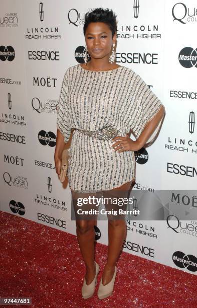 Nia Long arrive at the 3rd Annual Essence Black Women In Hollywood Luncheon at Beverly Hills Hotel on March 4, 2010 in Beverly Hills, California.