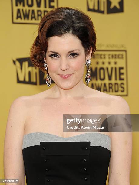 Actress Melanie Lynskey arrives at the 15th annual Critic's Choice Movie Awards held at the Hollywood Palladium on January 15, 2010 in Hollywood,...