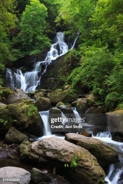torc waterfall - torc waterfall stock pictures, royalty-free photos & images