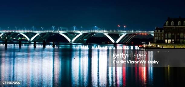 a bridge to my living rom - living rom stock pictures, royalty-free photos & images