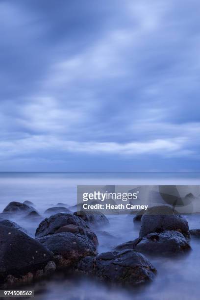 burleigh boulders 2 - burleigh beach stock pictures, royalty-free photos & images