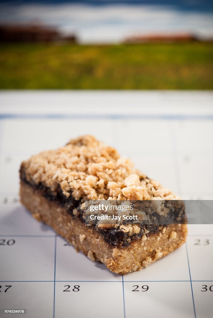 Hot Racks Cakery Hot Racks Bakery Date Square High-Res Stock Photo - Getty Images